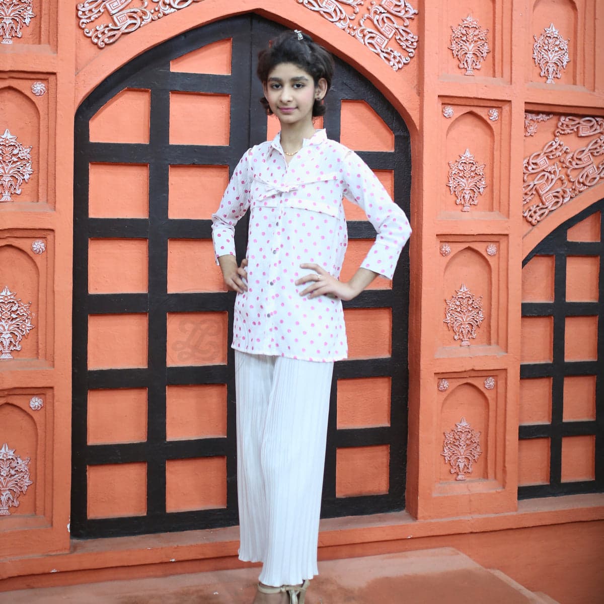 Elegant White Glitter Palazzo Pants for Girls – thumbnail 2