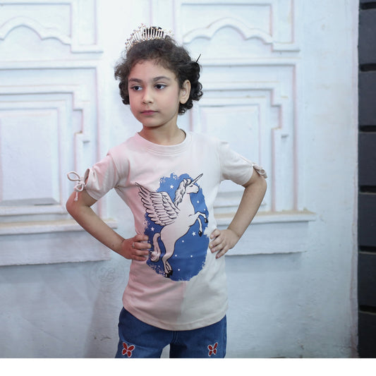 Peach Unicorn Graphic t-shirt